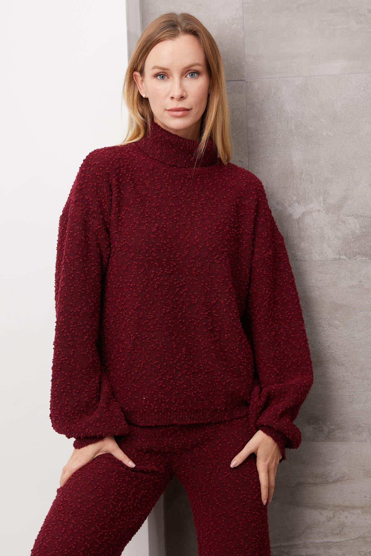 SWETER Z GOLFEM